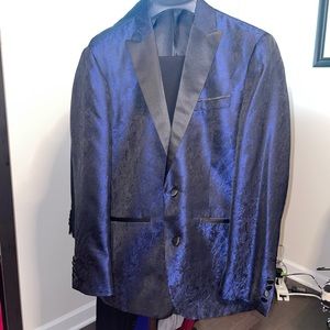 Kenneth Cole Young Men’s Suit Jacket